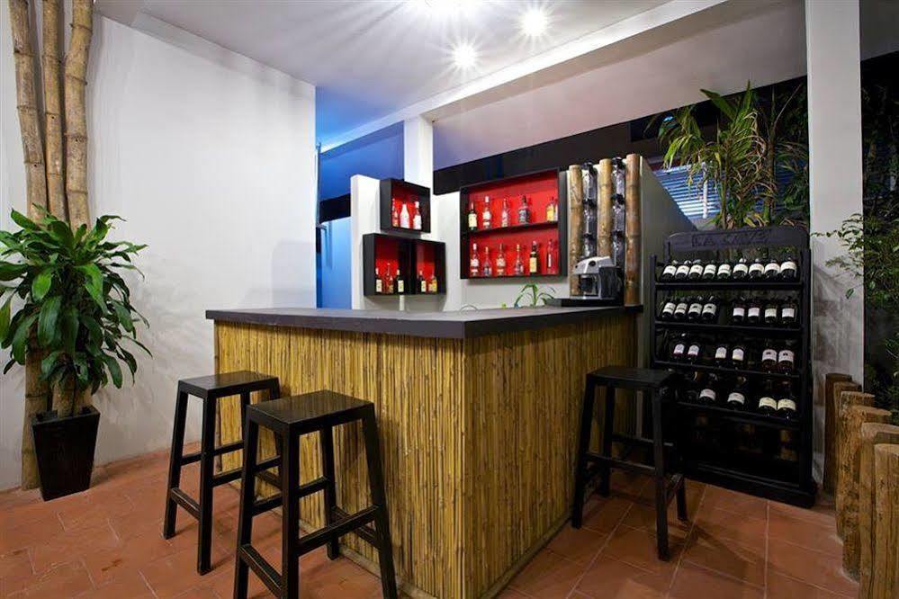 Отель Angkor Magic Tree Boutique Сиемрип Экстерьер фото