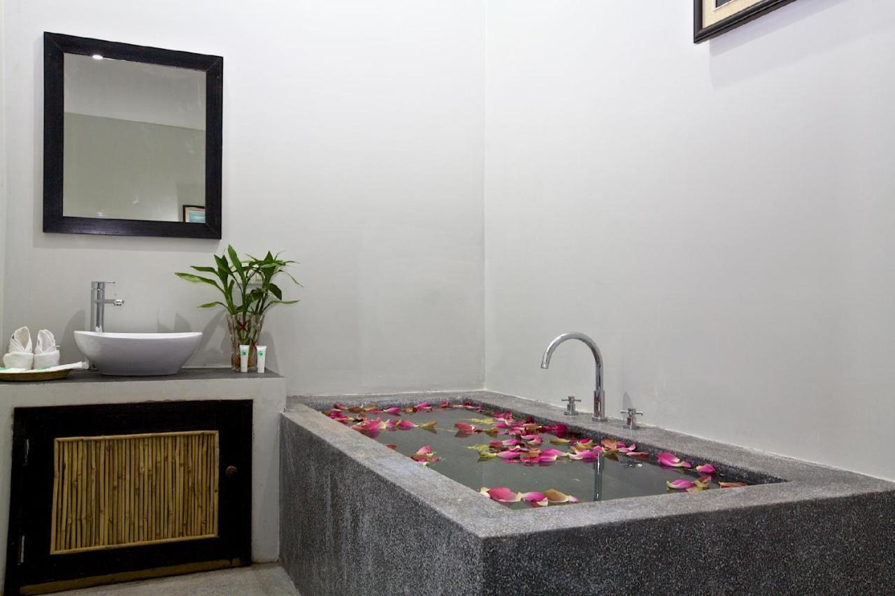 Отель Angkor Magic Tree Boutique Сиемрип Экстерьер фото