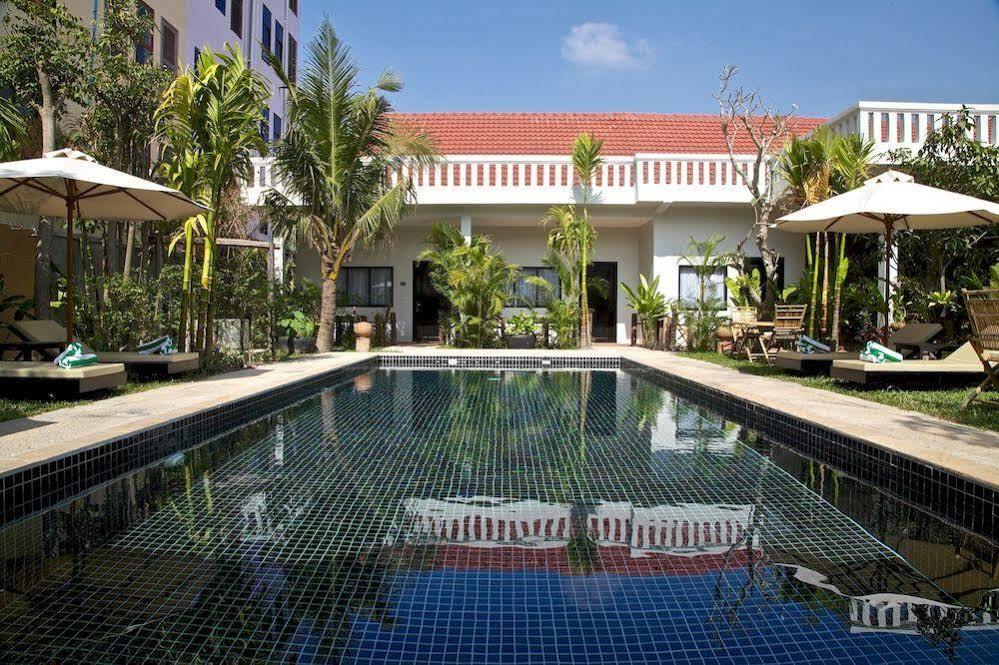 Отель Angkor Magic Tree Boutique Сиемрип Экстерьер фото